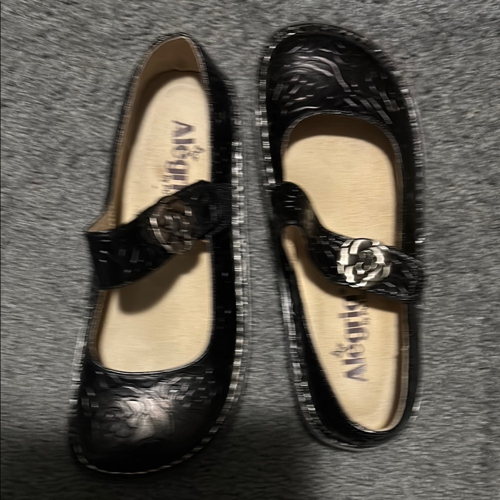 Black Mary Jane Flats